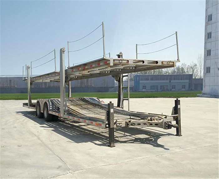 中置軸轎運車